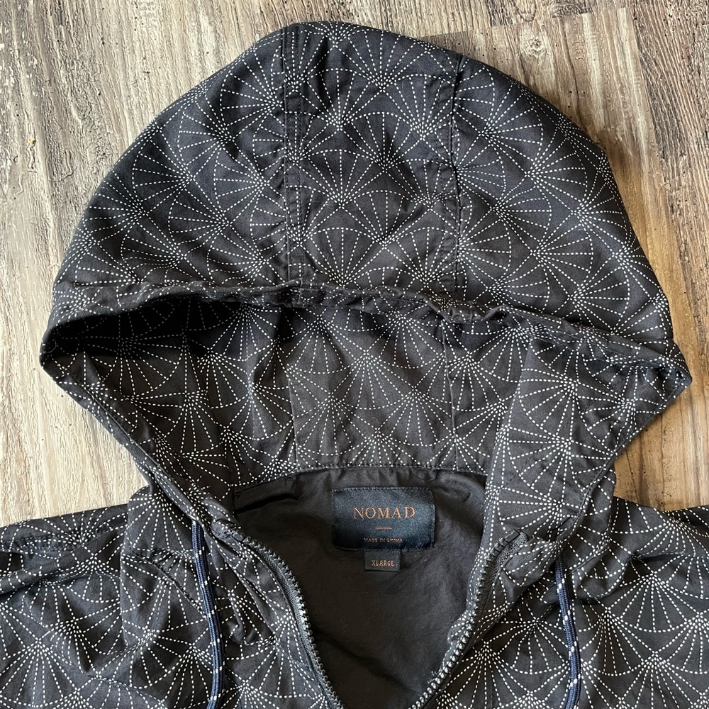 Nomad Navy and White Lightweight windbreaker Zip-up Spring Jacket Size XL - Picture 13 of 13